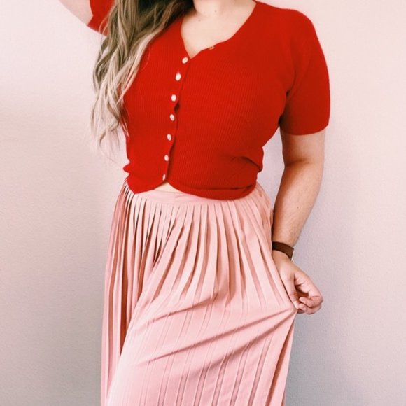 Carolyn Taylor Sweaters - Carolyn Taylor Vintage Red Cropped Cardigan